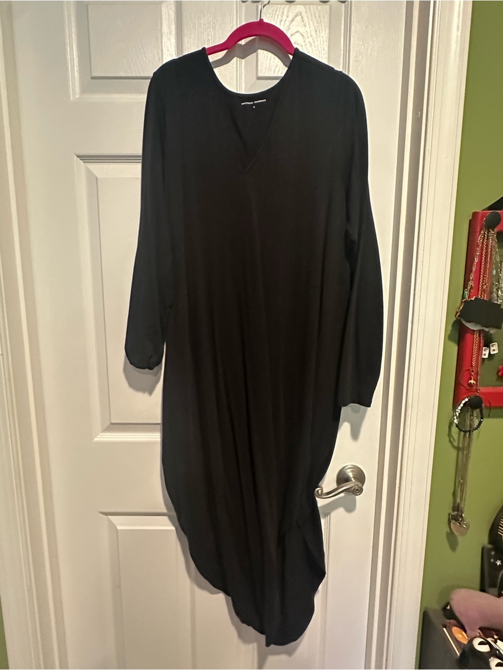Universal Standard Black Long Sleeve V-Neck Geneva Maxi Dress